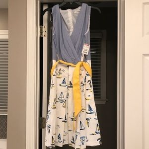 Crossbody dress with sailboat print